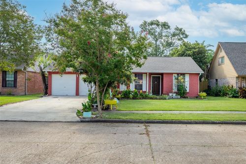 10806 Sagegulf Ln, Houston, TX, 77089-3802 | Card Image