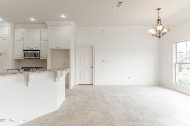 12-Kitchen | Image 22