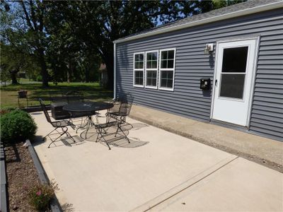 302 W 10th Street, House other with 2 bedrooms, 1 bathrooms and null parking in Holden MO | Image 1