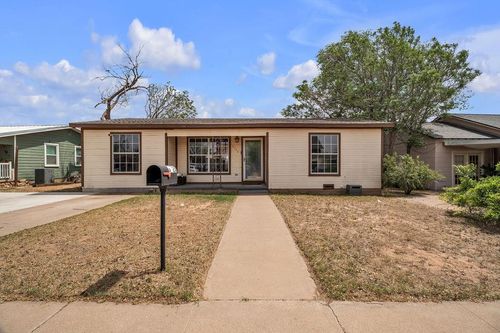3120 N Muskingum Ave, Odessa, TX, 79762-7650 | Card Image
