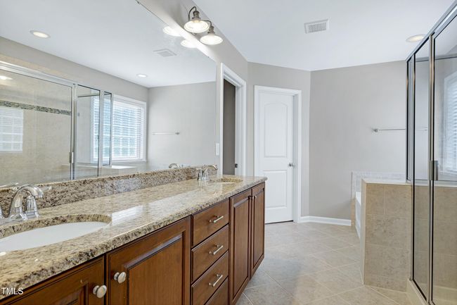 Primary Bath | Image 32