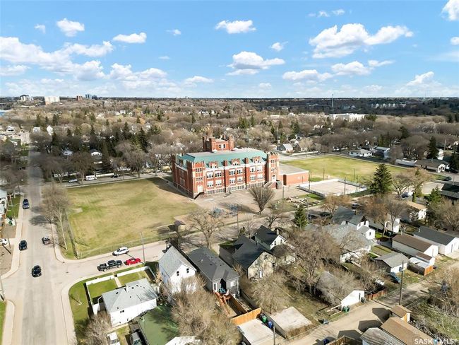 705 Av L S, House other with 3 bedrooms, 1 bathrooms and null parking in Saskatoon SK | Image 5