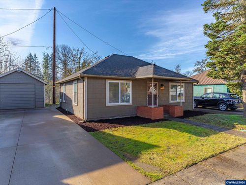 21974 Lilly Ln Se, Stayton, OR, 97383-9437 | Card Image