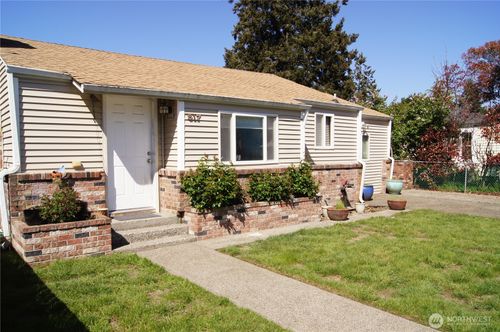 917 Violet Meadow Street S, Tacoma, WA, 98444 | Card Image