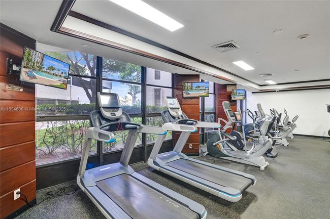 APT-2003 - 18151 Ne 31 St Ct, Condo with 1 bedrooms, 2 bathrooms and null parking in Aventura FL | Image 52