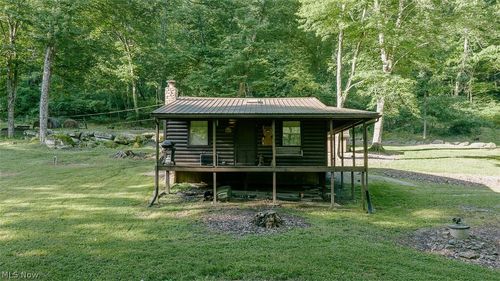 20510 County Road 6, Coshocton, OH, 43812-9584 | Card Image