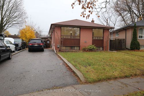 27 Manorwood Rd, Scarborough, ON, M1P4G8 | Card Image