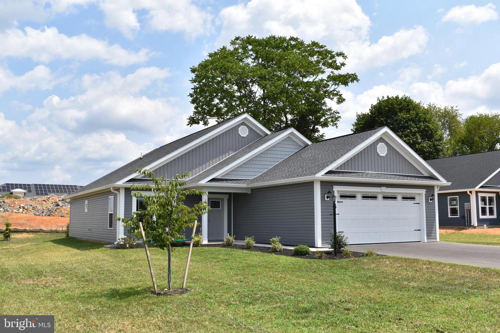 Treeline Dr, Chambersburg, PA 17202