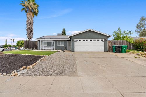 14399 E Juniper Avenue, Lockeford, CA, 95237 | Card Image