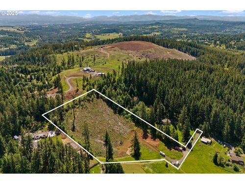 16488 S Bradley Rd, Oregon City, OR, 97045-8716 | Card Image