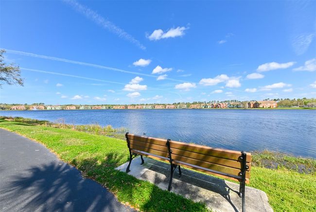 9730 - 9730 Lake Chase Island Way, Condo with 3 bedrooms, 2 bathrooms and null parking in TAMPA FL | Image 37