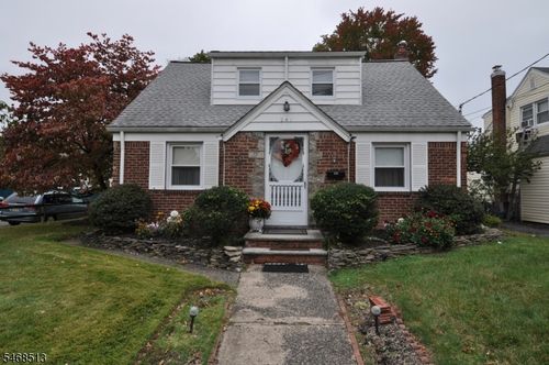 241 Henley Ave, New Milford, NJ, 07646-2049 | Card Image