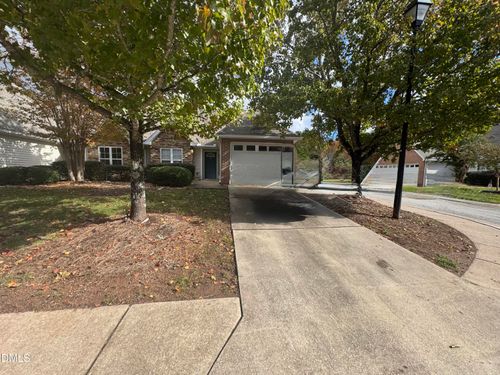 apt-103-2521 Gordon Glen Ct, Raleigh, NC, 27617-8501 | Card Image