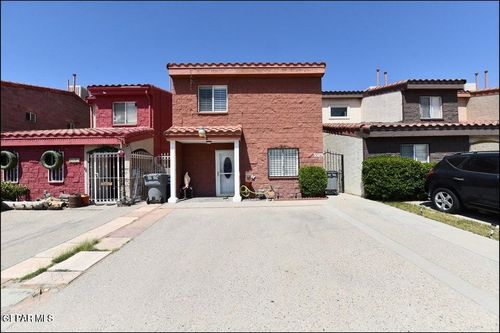 3589 Waterspring Ln, El Paso, TX, 79936-1057 | Card Image