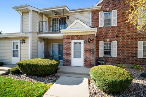 7020 Mariner Dr, Mount Pleasant, WI, 53406-3867 | Card Image