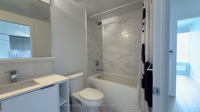 2517 - 85 Wood St, Condo with 2 bedrooms, 1 bathrooms and null parking in Toronto ON | Image 10