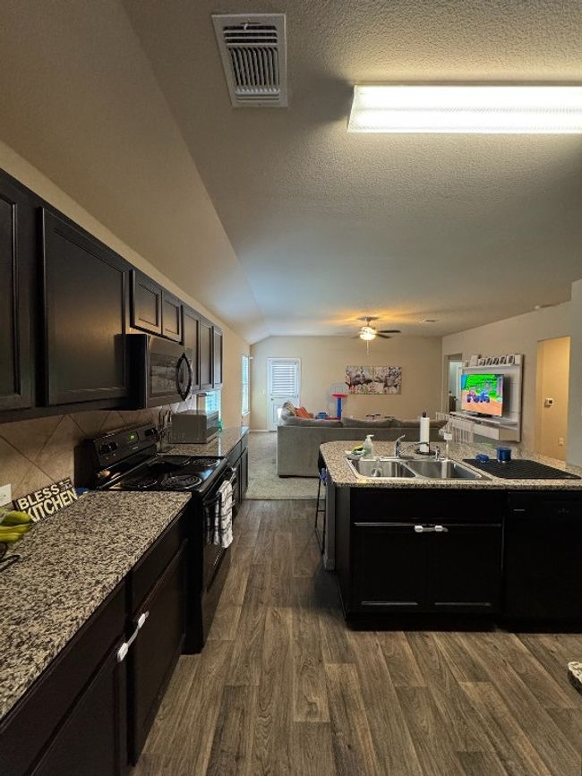 3417 Stephans St, House other with 3 bedrooms, 2 bathrooms and null parking in Pflugerville TX | Image 7