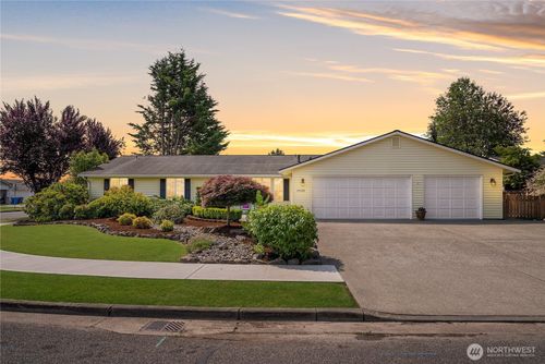 15120 61st St E, Sumner, WA, 98390-2682 | Card Image