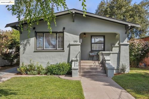 1313 Derby St, Berkeley, CA, 94702 | Card Image