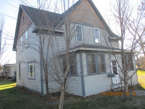 307 N Broadway St, Groton, SD, 57445-2202 | Card Image