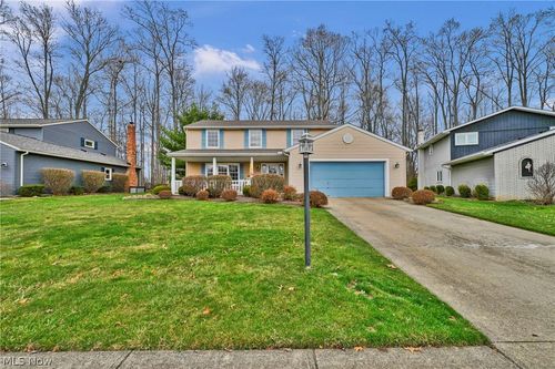15888 Inglewood Ct, Strongsville, OH, 44136-2567 | Card Image