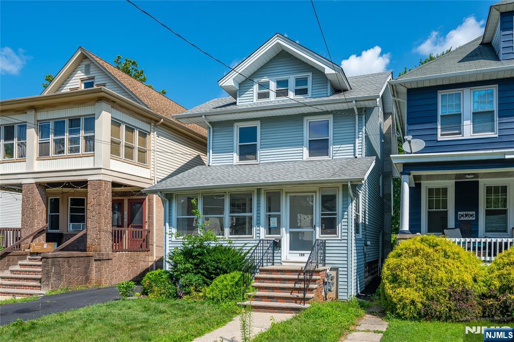 Residential in Roselle Park