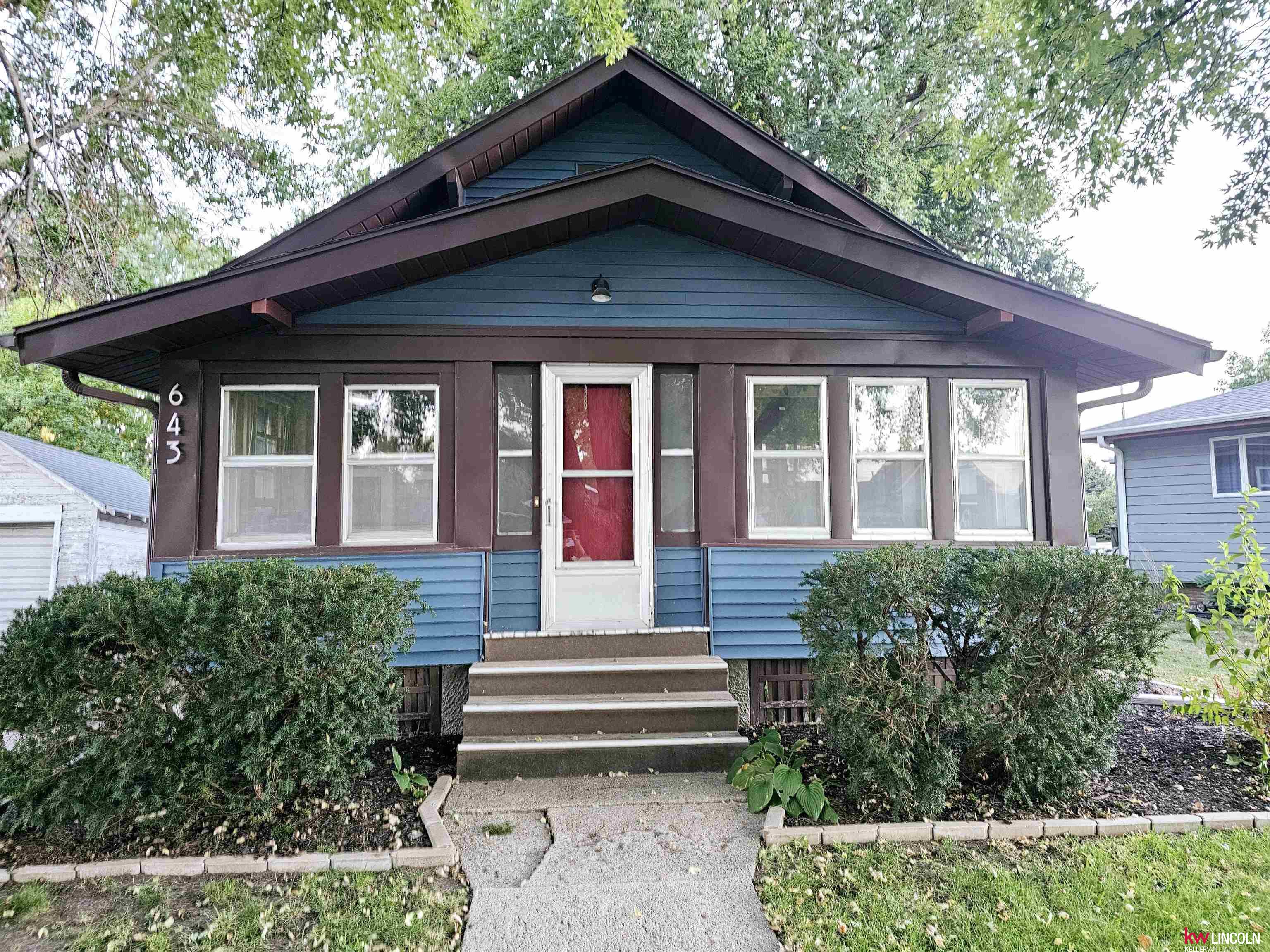 6th St, York, NE 68467