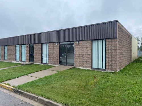 {{alt}} | Card Image