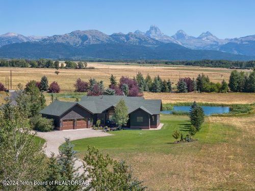 609 Leigh Meadows Ln, Tetonia, ID, 83452-1214 | Card Image