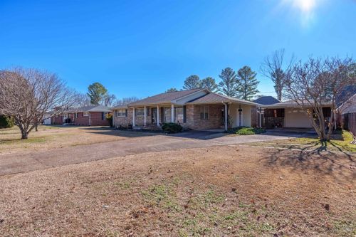 1006 Pasadena Ave, Muscle Shoals, AL, 35661-2446 | Card Image