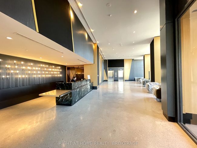 1306 - 2920 Highway 7, Condo with 1 bedrooms, 1 bathrooms and null parking in Vaughan ON | Image 4