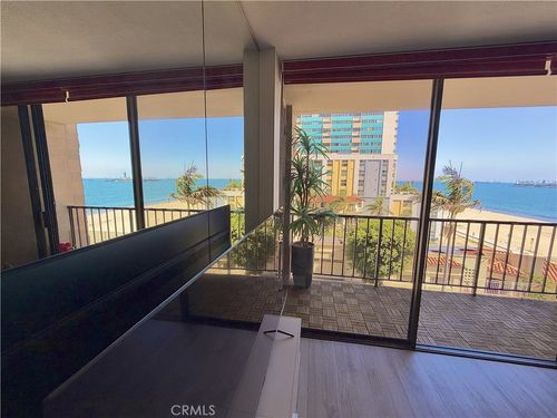 404-1750 E Ocean, Long Beach, CA, 90802 | Card Image