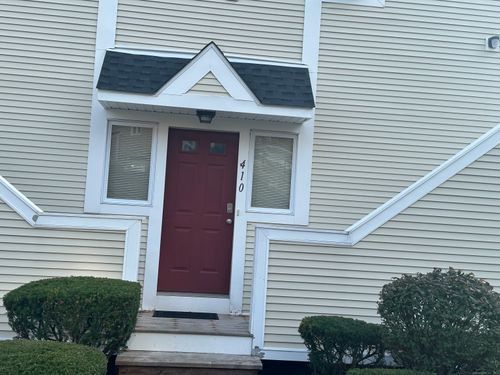 unit-410-173 Russo Ave, East Haven, CT, 06513-2755 | Card Image