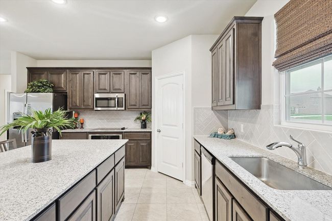 245 Stone Canyon Dr, House other with 3 bedrooms, 2 bathrooms and null parking in Rhome TX | Image 21