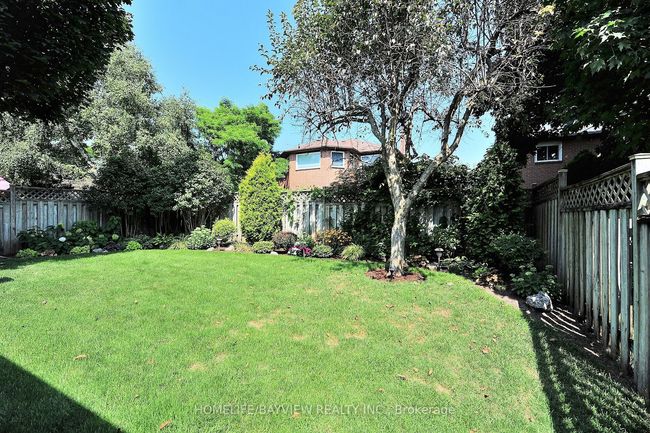 32 Mccallum Dr, House other with 3 bedrooms, 3 bathrooms and 2 parking in Richmond Hill ON | Image 32