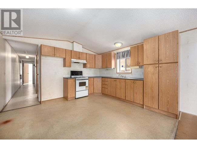 9 - 701 Trans Canada Highway, House other with 2 bedrooms, 1 bathrooms and null parking in Cache Creek BC | Image 4