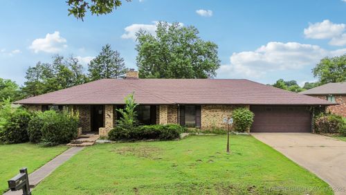 806 Cardinal Ln, Okmulgee, OK, 74447-5416 | Card Image