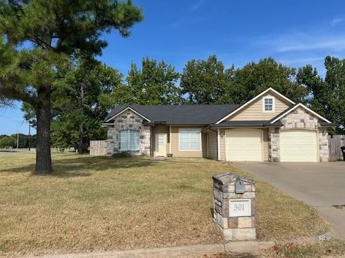 501 Teriwine Dr, Perkins, OK, 74059-9161 | Card Image