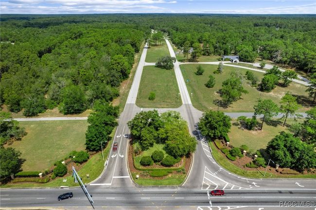 4749 N Pink Poppy Dr, House other with 3 bedrooms, 2 bathrooms and 4 parking in BEVERLY HILLS FL | Image 61