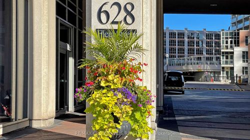 927-628 Fleet St, Toronto, ON, M5V1A8 | Card Image