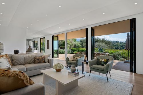 118 Eucalyptus Hill Cir, SANTA BARBARA, CA, 93103-2808 | Card Image