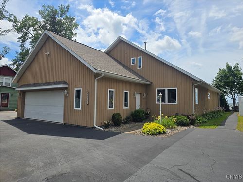 6641 Lake Shore Rd N, Verona Beach, NY, 13162-6208 | Card Image