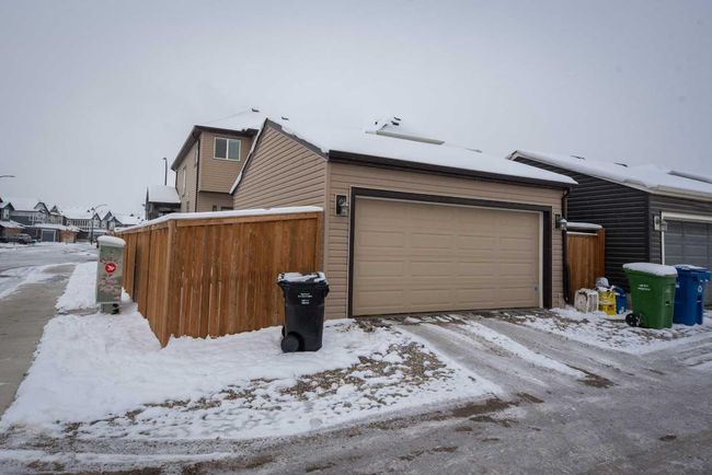 115 Legacy Glen Row Se, Home with 4 bedrooms, 3 bathrooms and 2 parking in Calgary AB | Image 37