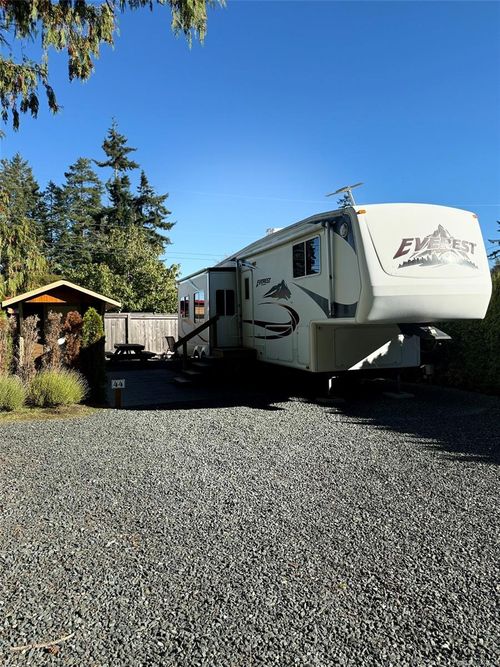 44-6050 Island Highway W, Qualicum Beach, BC, V9K2E1 | Card Image