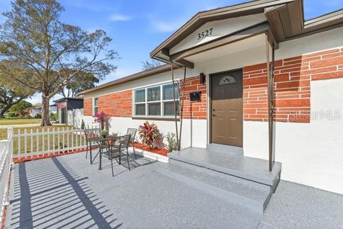 3527 28th Ave S, ST PETERSBURG, FL, 33711-3524 | Card Image