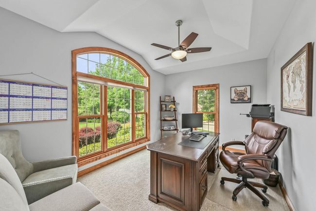 W226N3550 Wethersfield Road, House other with 5 bedrooms, 3 bathrooms and null parking in Pewaukee WI | Image 23