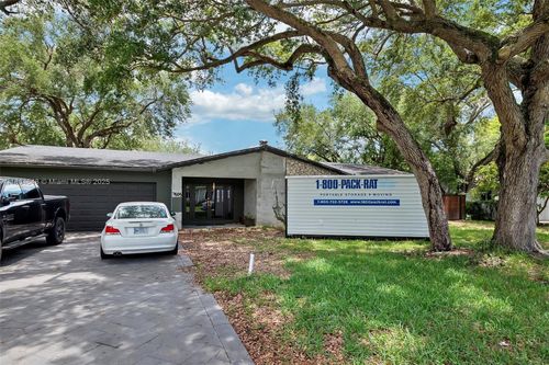 7505 Sw 167th St, Palmetto Bay, FL, 33157-3861 | Card Image