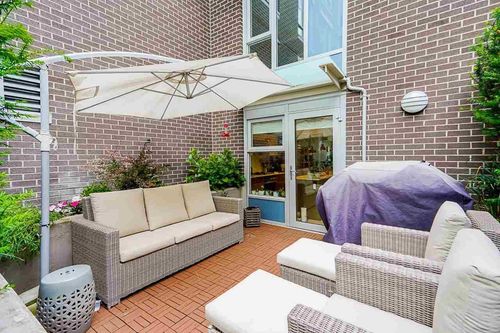 532 W 7th Ave, Vancouver, BC, V5Z1B3 | Card Image