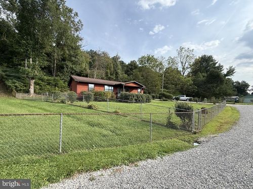 142 Old Route 2, LESAGE, WV, 25537-2396 | Card Image