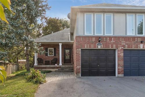 2024 Grovetree Lane, Burlington, ON, L7R4V4 | Card Image